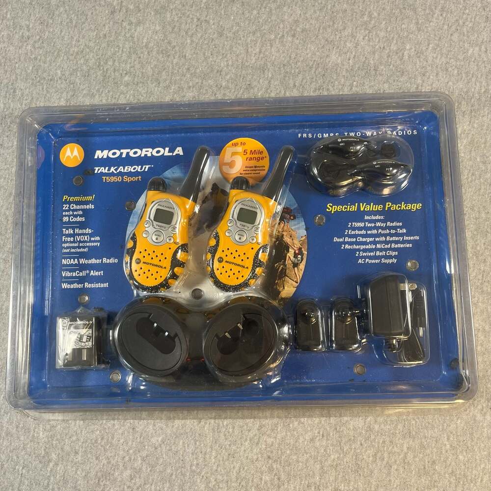 NOS MIB Motorola Talkabout T5950 Sport Two-Way Radio Special Value Package